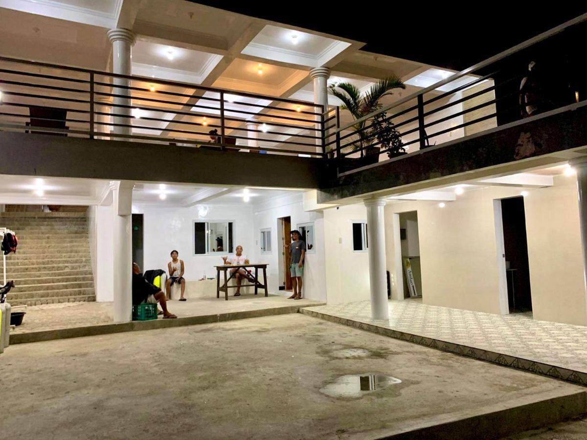 Pamanilao And Padoy'S Dive Camp Hotel Batangas Luaran gambar